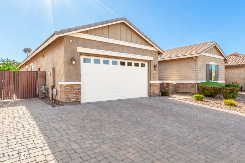 3 car tandem garage