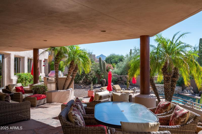 Dine with McDowell Mountain Peak View