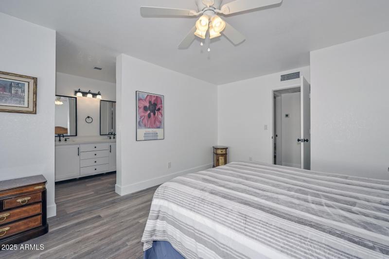 Primary Bedroom-Bath