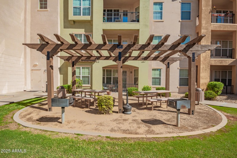 30 - Mountain View