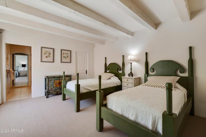 Guest Suite 1