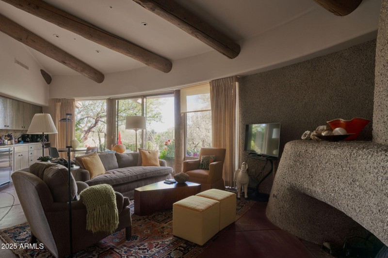 Casita great room