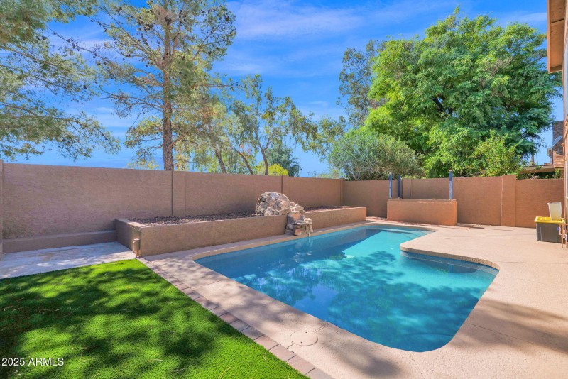 32-web-or-mls-P1337449