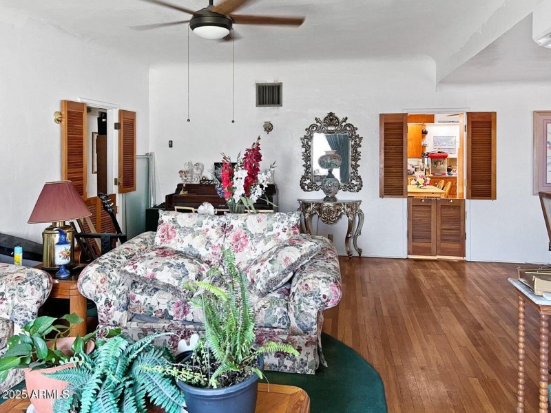 20250817180953633168000000-o