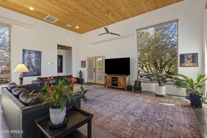 14 FOOT KNOTTY PINE CEILINGS