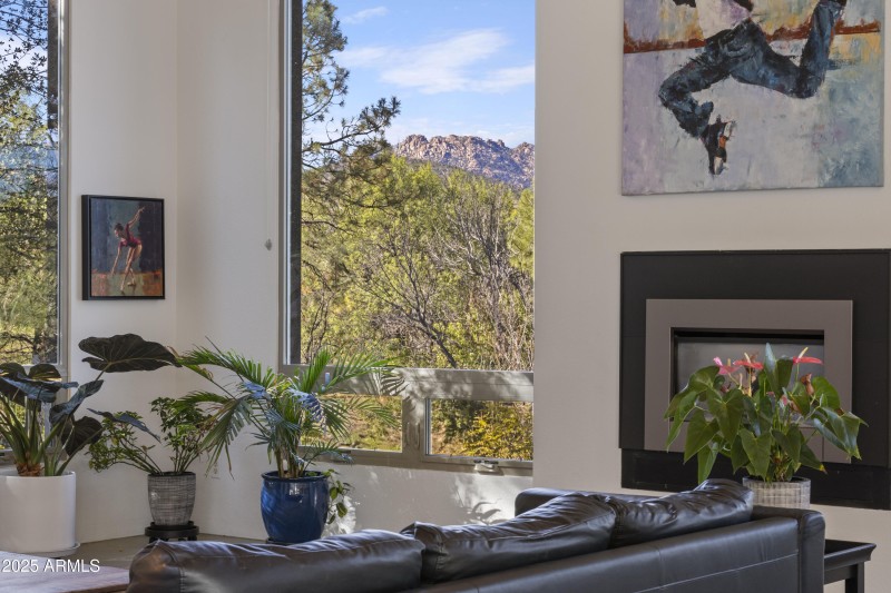 VIEWS OF GRANITE MOUNTAIN