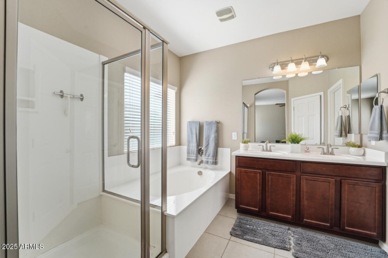 1471 W Hoptree Ave-15