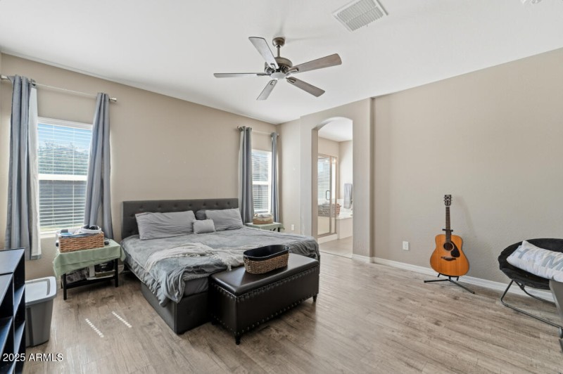 1471 W Hoptree Ave-14