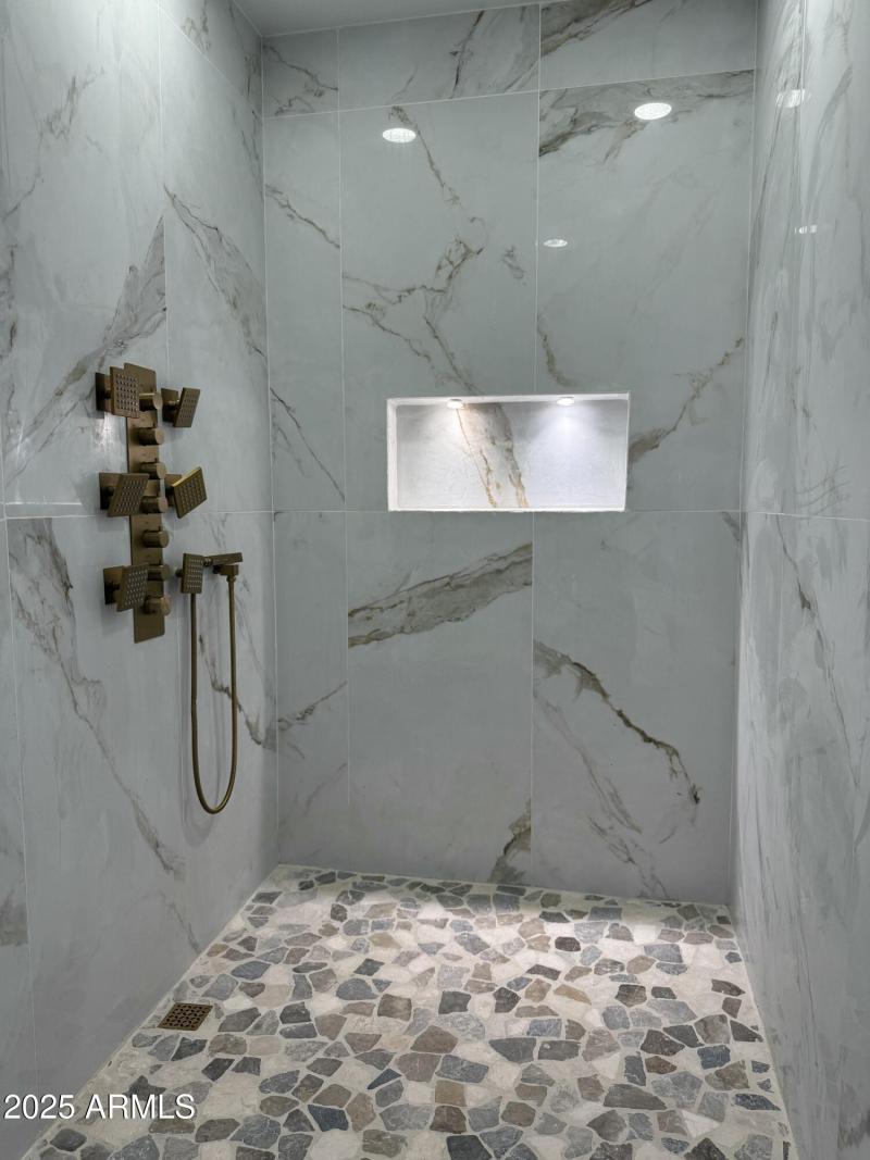 IMG_20251015_203819 (3)