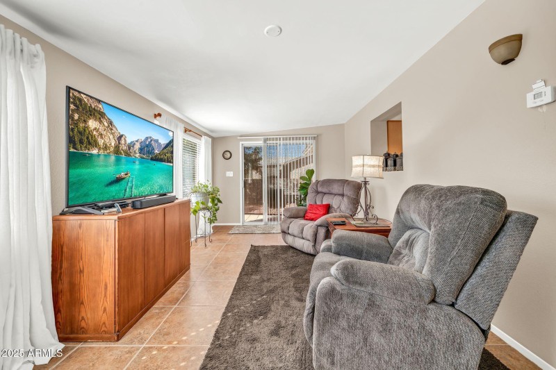 mls_9653 W Purdue Ave-6