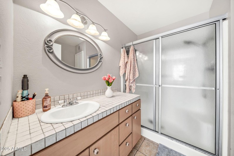 mls_9653 W Purdue Ave-18