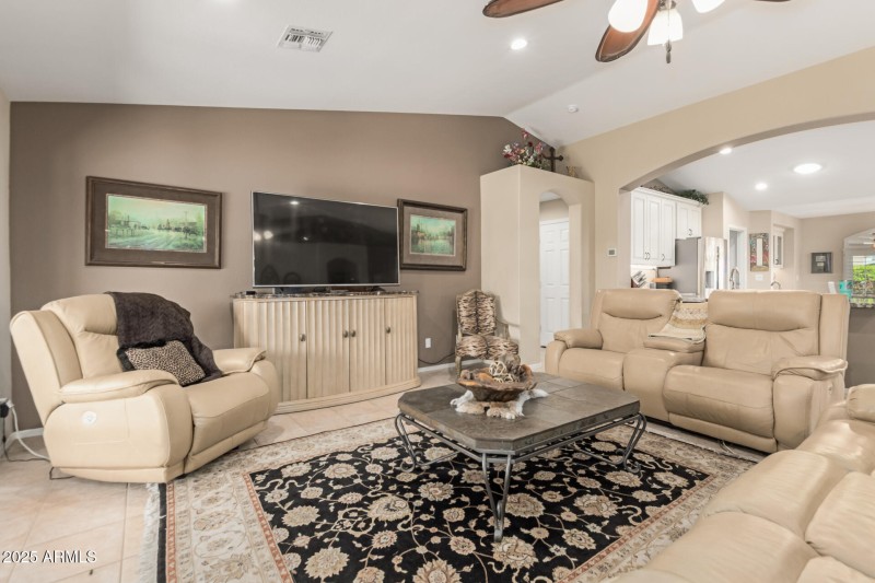 11 Open Floorplan