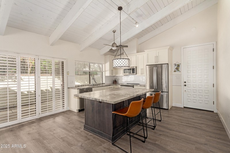 5522 Kitchen 2