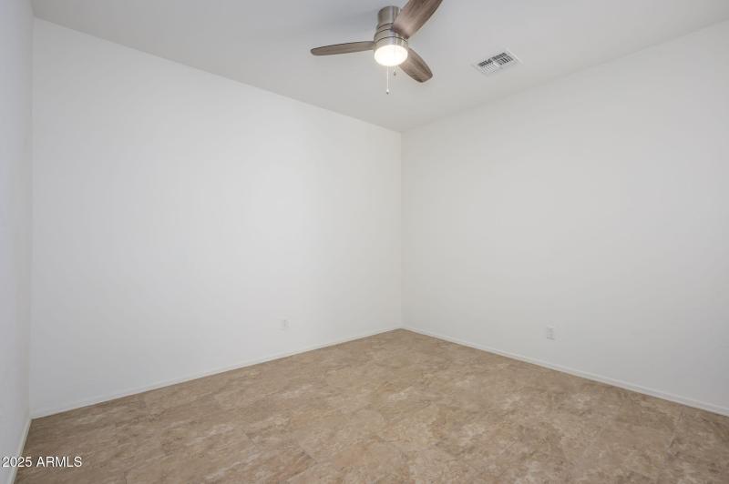 7-web-or-mls-Molly-15