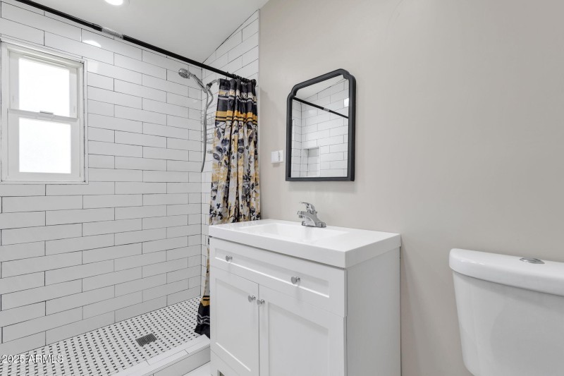 24-web-or-mls-345-w-montecito-ave