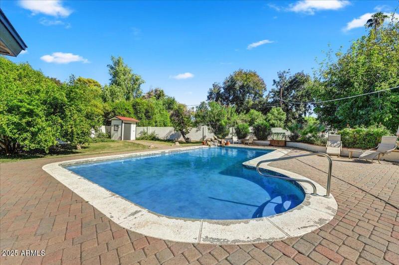 24-Pool Entry