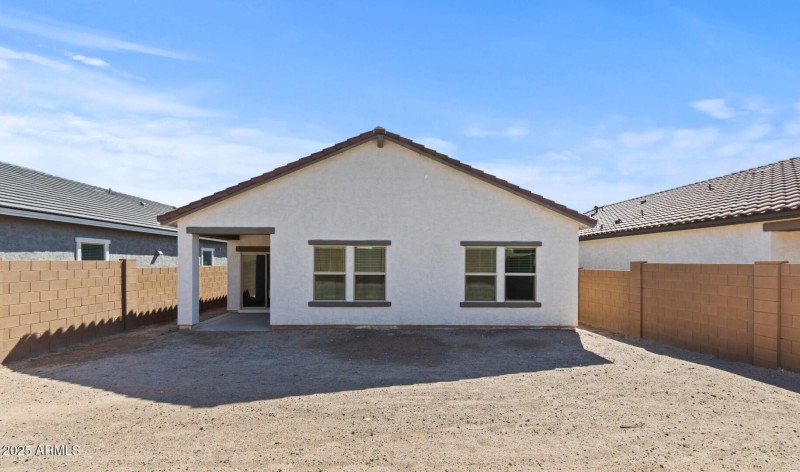 MR Lot #68 Back Exterior (Large)