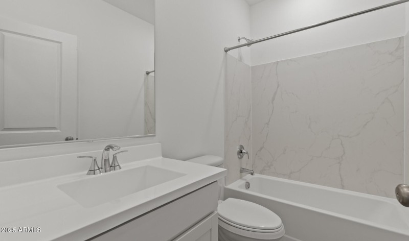 MR Lot #68 Hall Bath (Large)