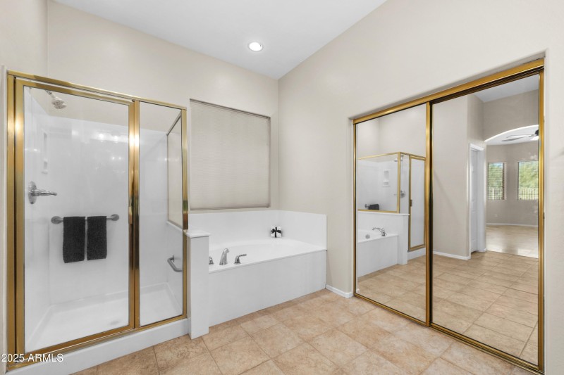 7080-E-Casa-Requena-Drive-25