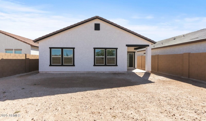 MR Lot #88 Back Exterior (Large)