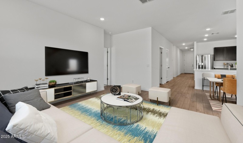 MR Lot #88 Great Room 4 (Large)