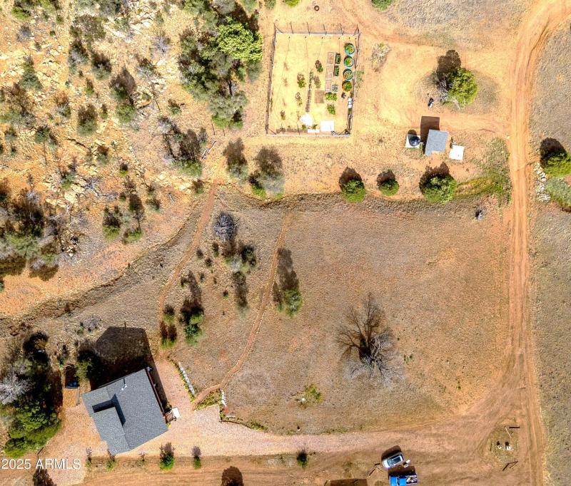 2.5 Acres Easement entering top R