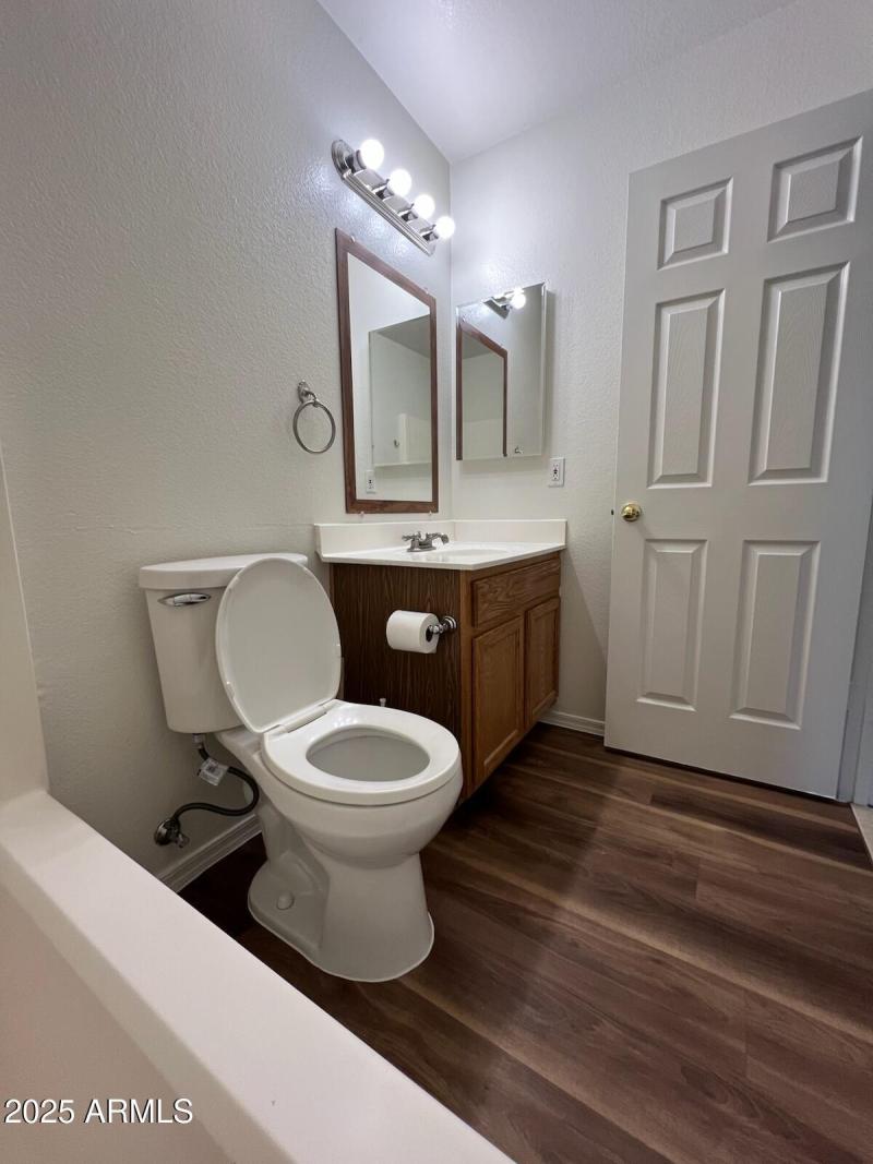 Elmer Diaz 81st Ave bathroom