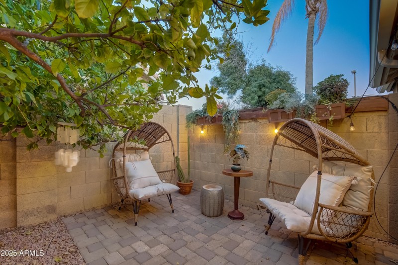 E Kiva Ave-089_4.9MB