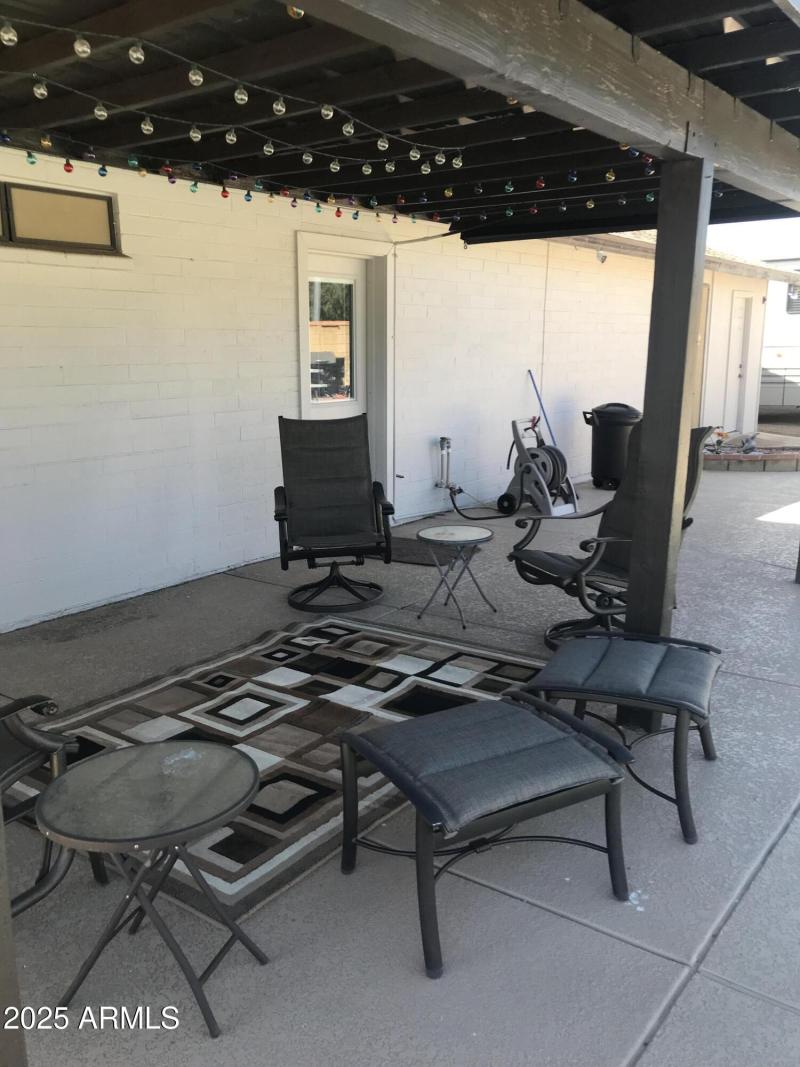 Metal covered patio/w lights