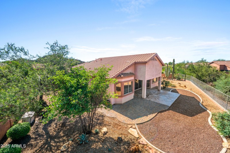 7080-E-Casa-Requena-Drive-40