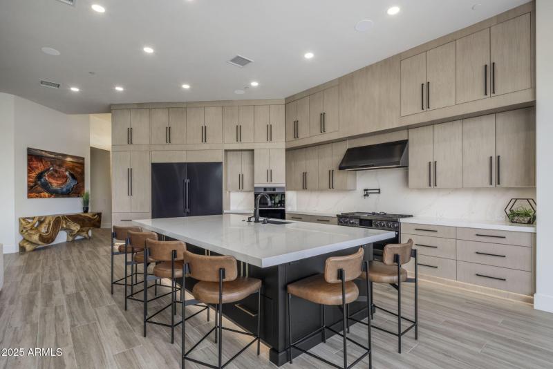 Kithen with Oversized 1-Slab Island