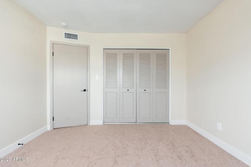 8120 N 32nd Ave - 25