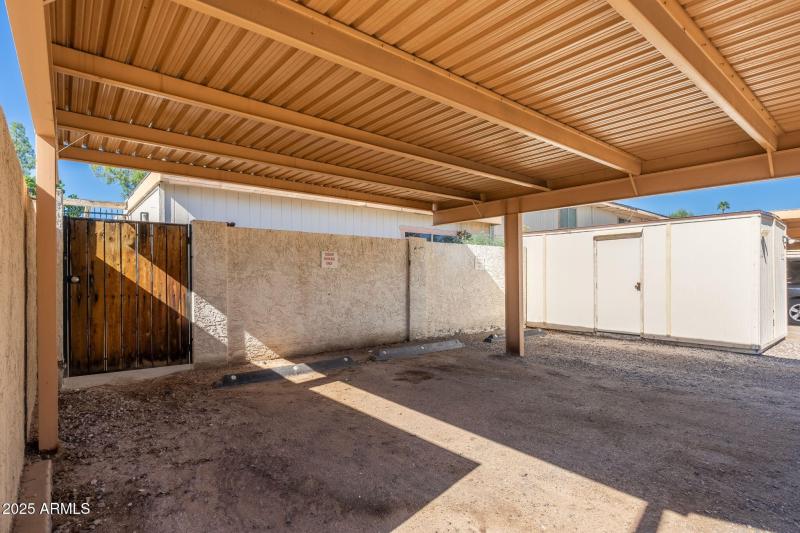 8120 N 32nd Ave - 31