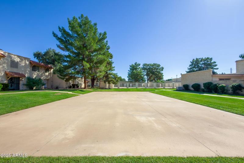 Nothern Manor II - 03