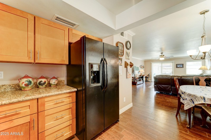 4761 Ute Kitchen 2