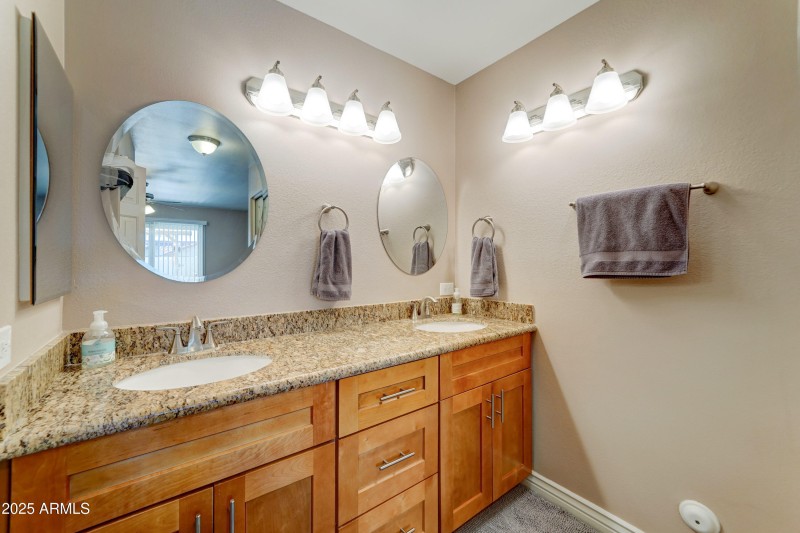 4761 Ute Primary Bath Dbl Sink Vanity