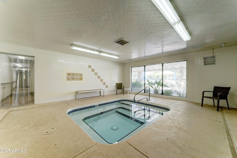 4761 Ute Indoor Spa