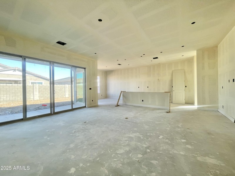 08 Greatroom Kitchen