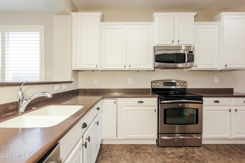 007-photo-kitchen-11348134