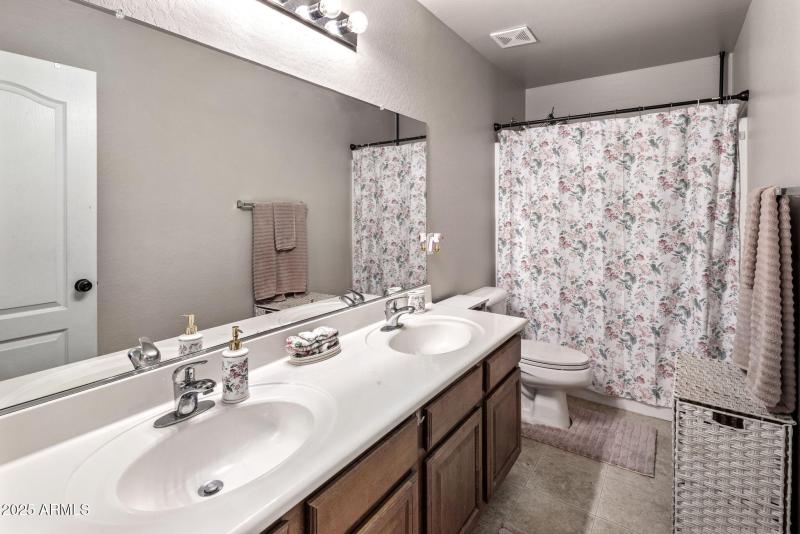 21-web-or-mls-D46A5425