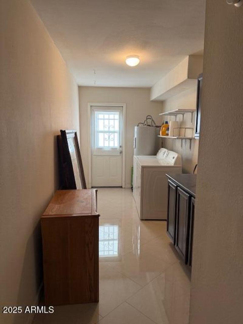 Villa Monterey - Laundry room 1