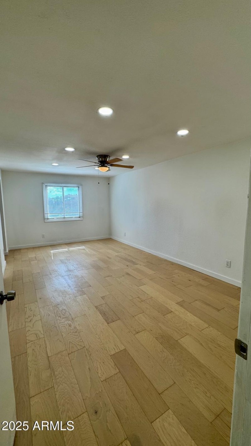 PHOTO-2025-10-17-17-33-04 11