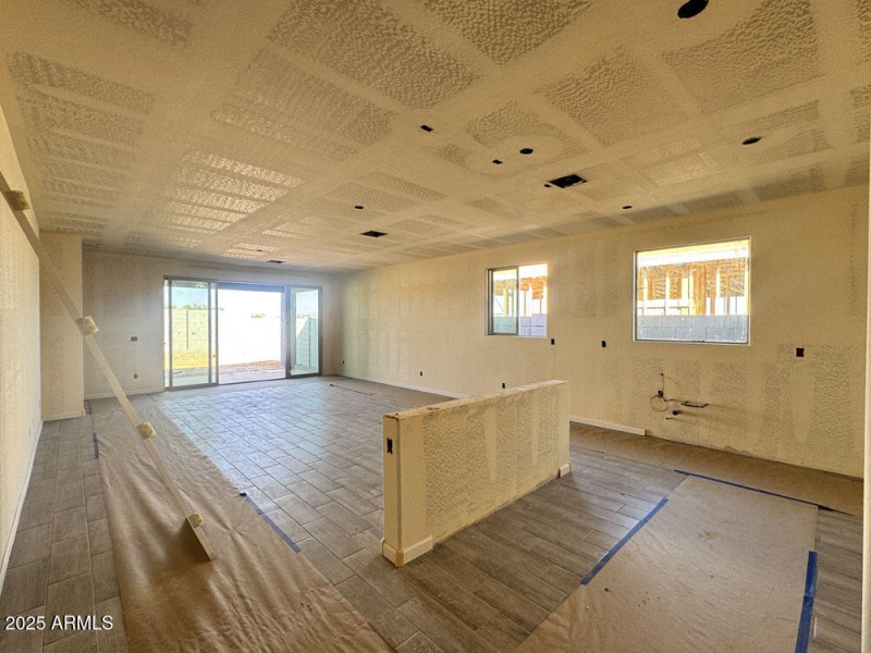 005 Kitchen Greatroom