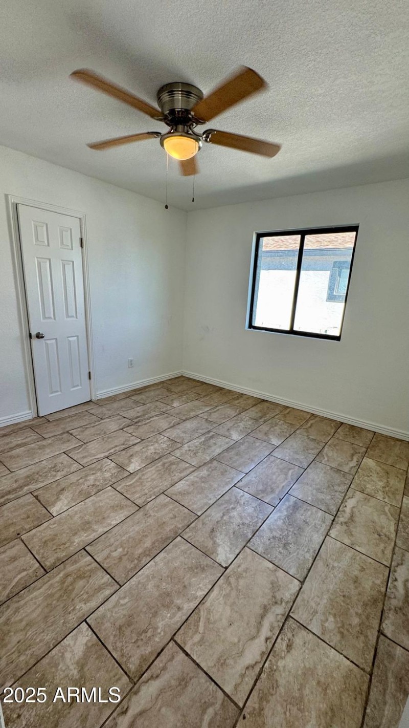 PHOTO-2025-10-17-17-32-26 10