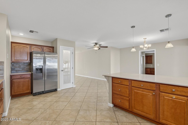 18_19222_N_Welk_Dr16_mls