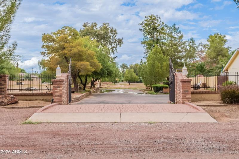 5-web-or-mls-Victoria-5