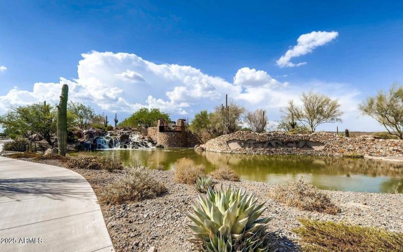 Z0250221225434122611000000-o