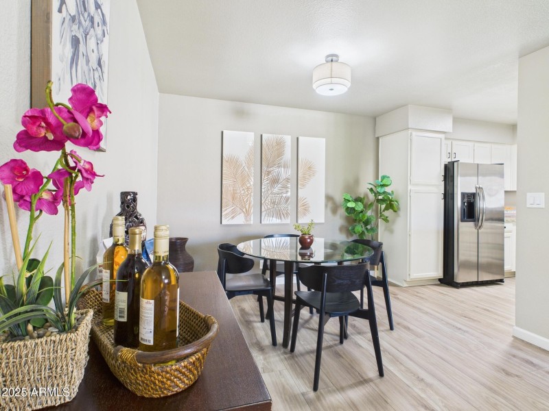 CAM02404G0-PR0150-STILL010