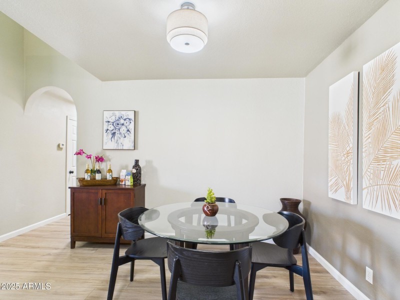 CAM02404G0-PR0150-STILL015