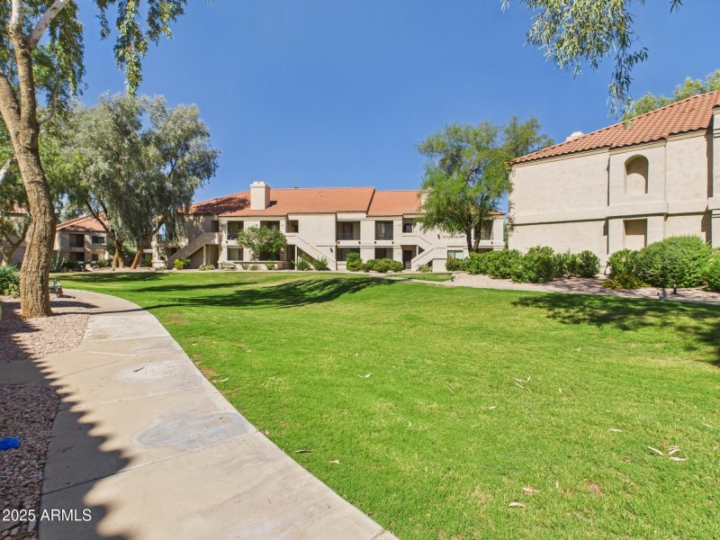 CAM02404G0-PR0150-STILL022